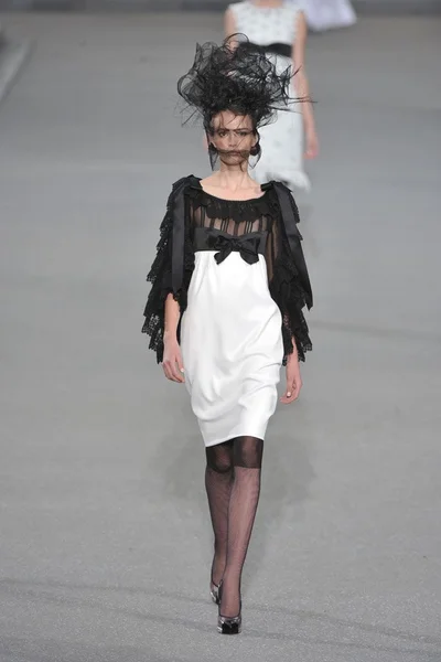 Look 57